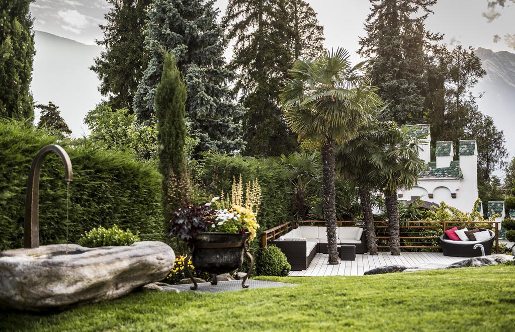 Hotel Sonnenburg Merano Exterior foto