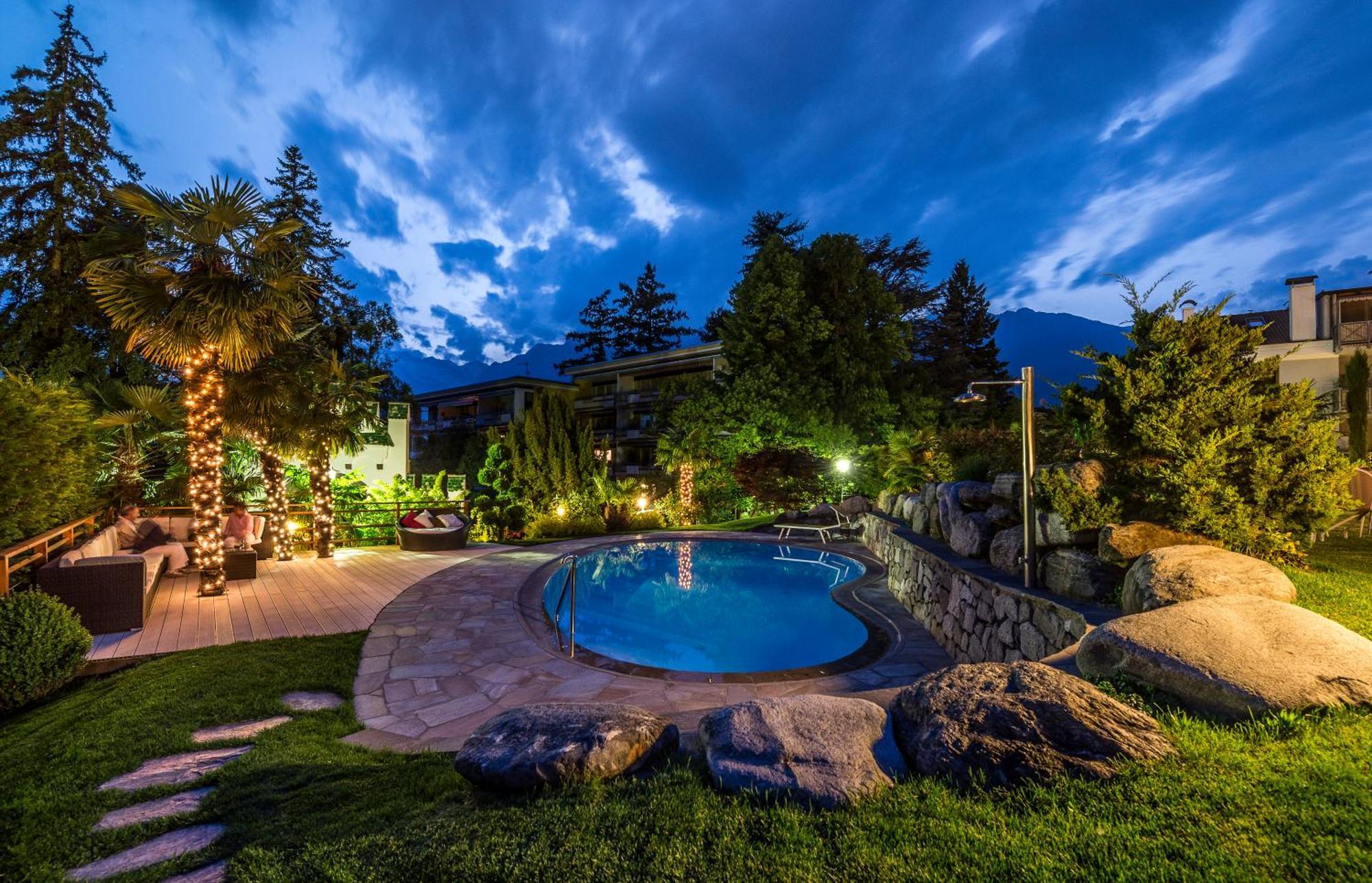 Hotel Sonnenburg Merano Exterior foto