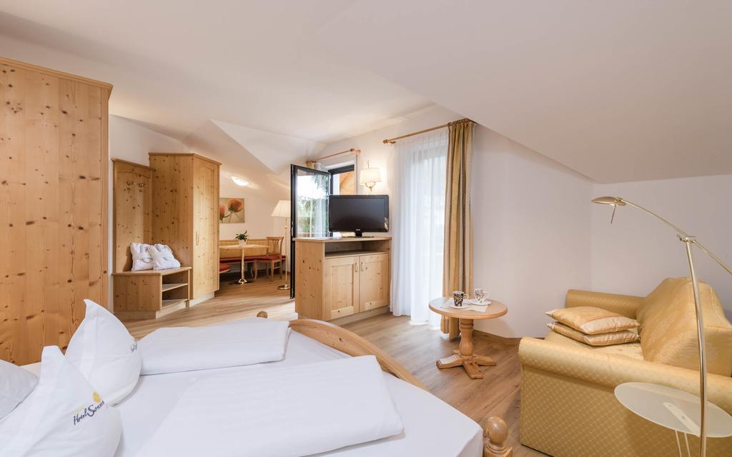 Hotel Sonnenburg Merano Quarto foto